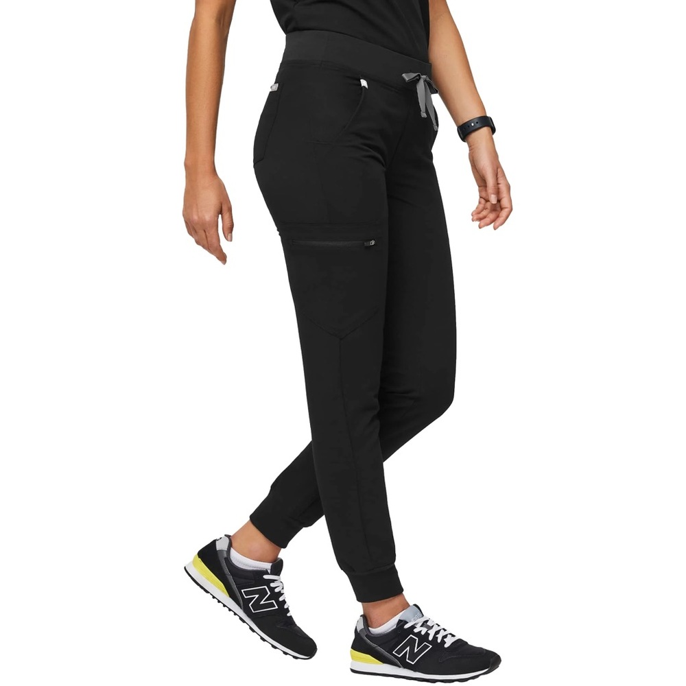 Women's Black Zamora™ - Petite Jogger Scrub Pants - S - Petite / Black